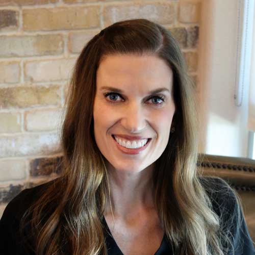 Portrait photo of doctor Keisha Aurentz, a dentist in Rockwall, TX